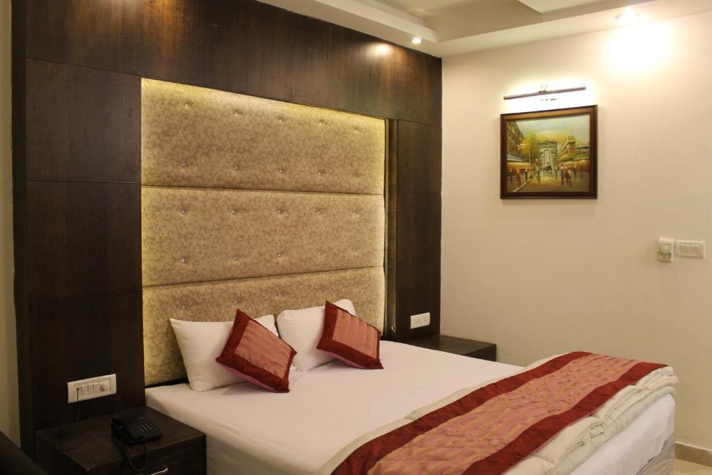 Hotel City Heights Yeni Delhi Dış mekan fotoğraf